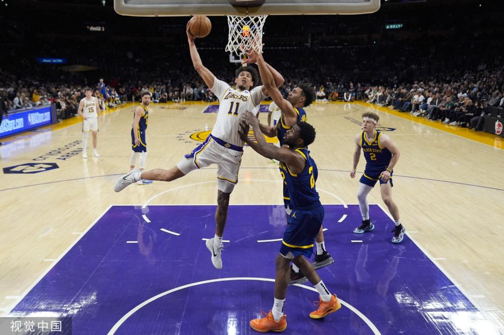 牵制防守 牵制防守