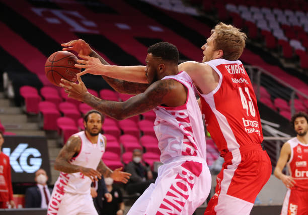 年一度的亚 年一度的亚